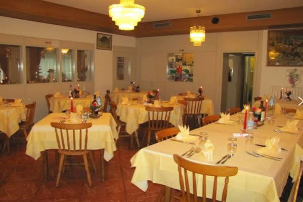 Albergo Eden Пассо-дель-Тонале Екстер'єр фото